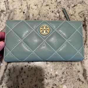 Tory Burch Willa slim quilted envelope wallet